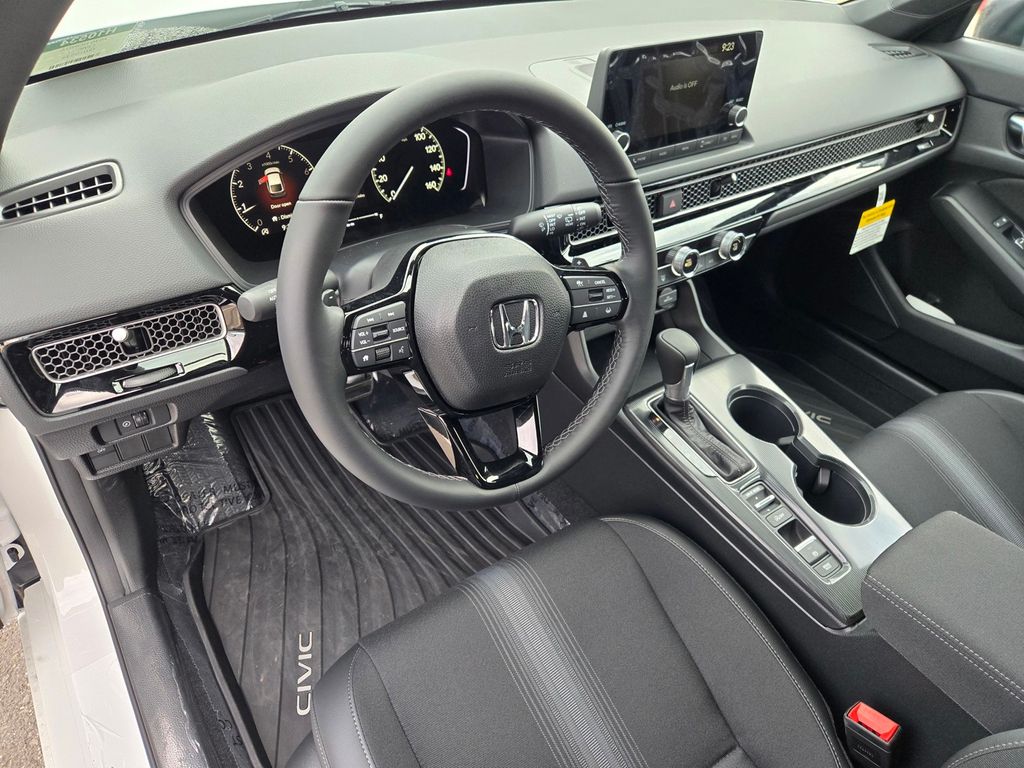 2026 Honda Civic Hatchback Sport - Photo 18