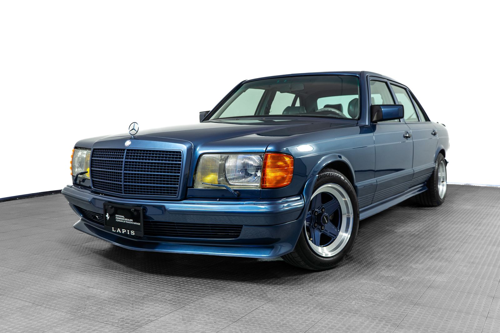 1984 Mercedes-Benz 500-Class 500 SEL