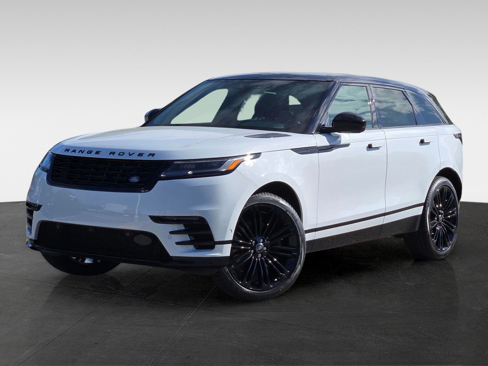2026 Land Rover Range Rover Velar P250 Dynamic SE's photo