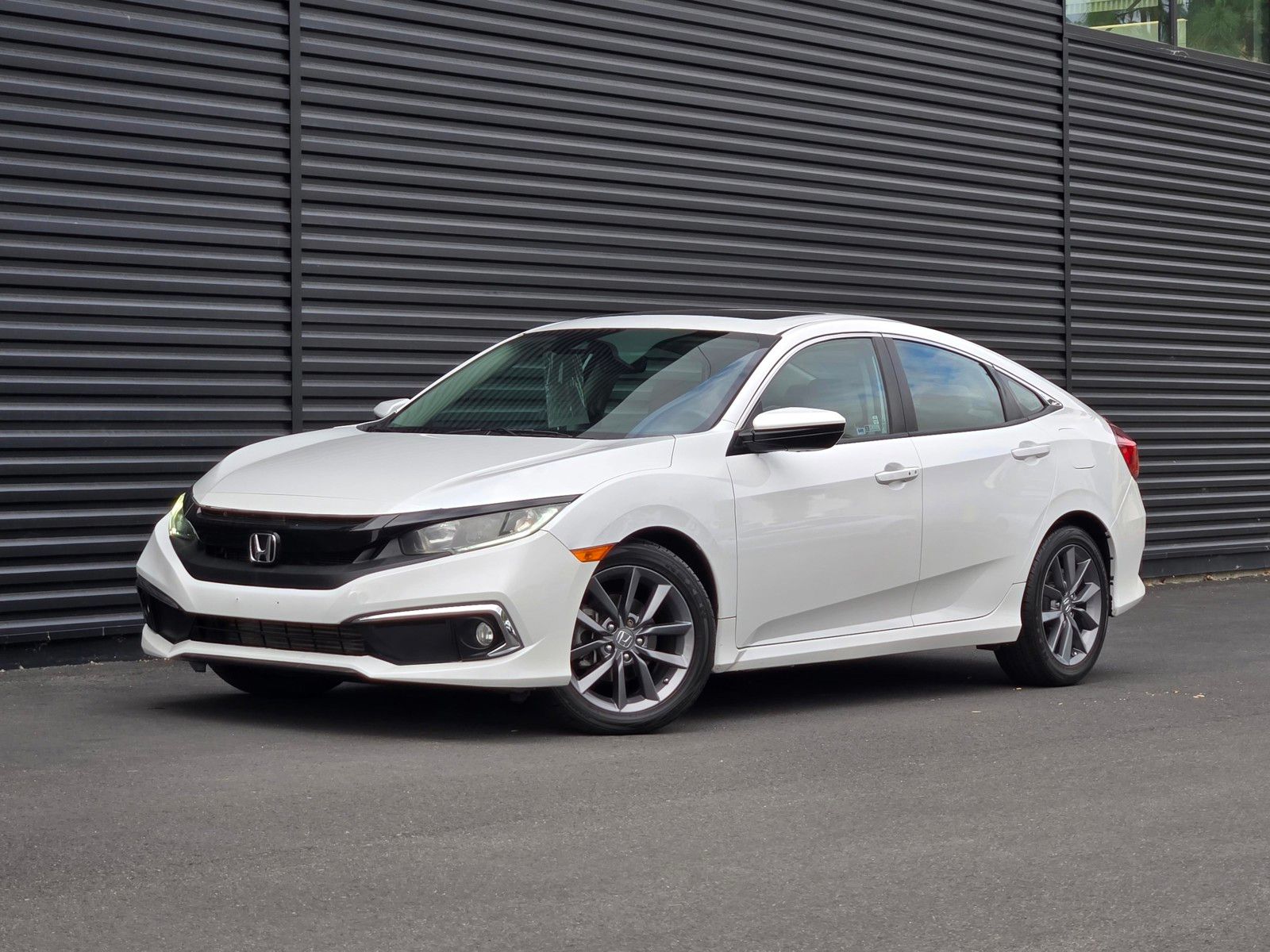 2019 Honda Civic EX-L CVT's photo