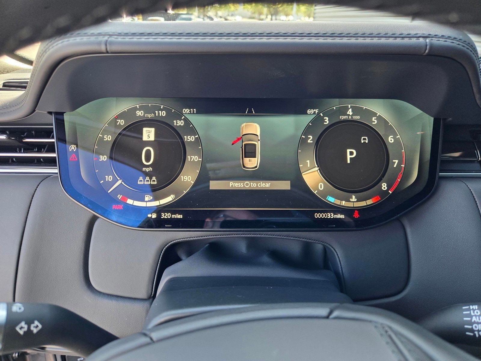 2026 Land Rover Range Rover SV - Photo 15