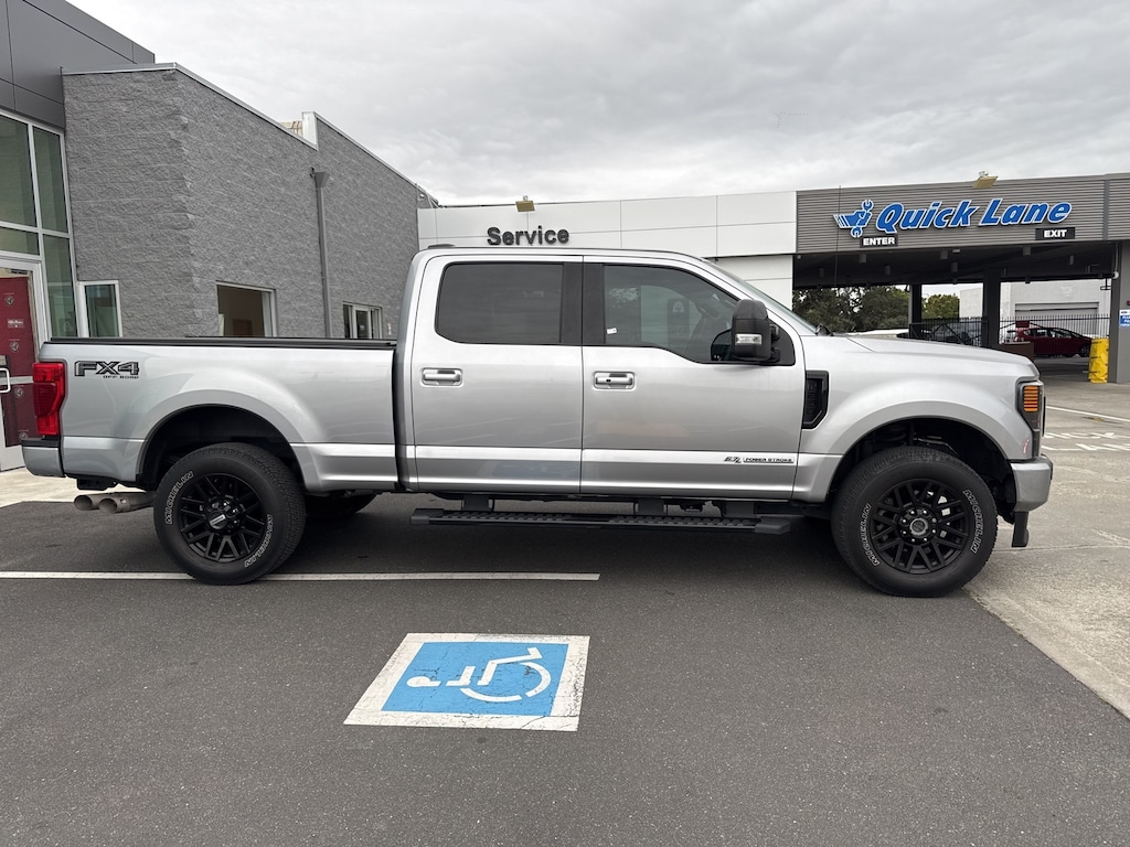 Used 2021 Ford F-250SD Lariat Truck