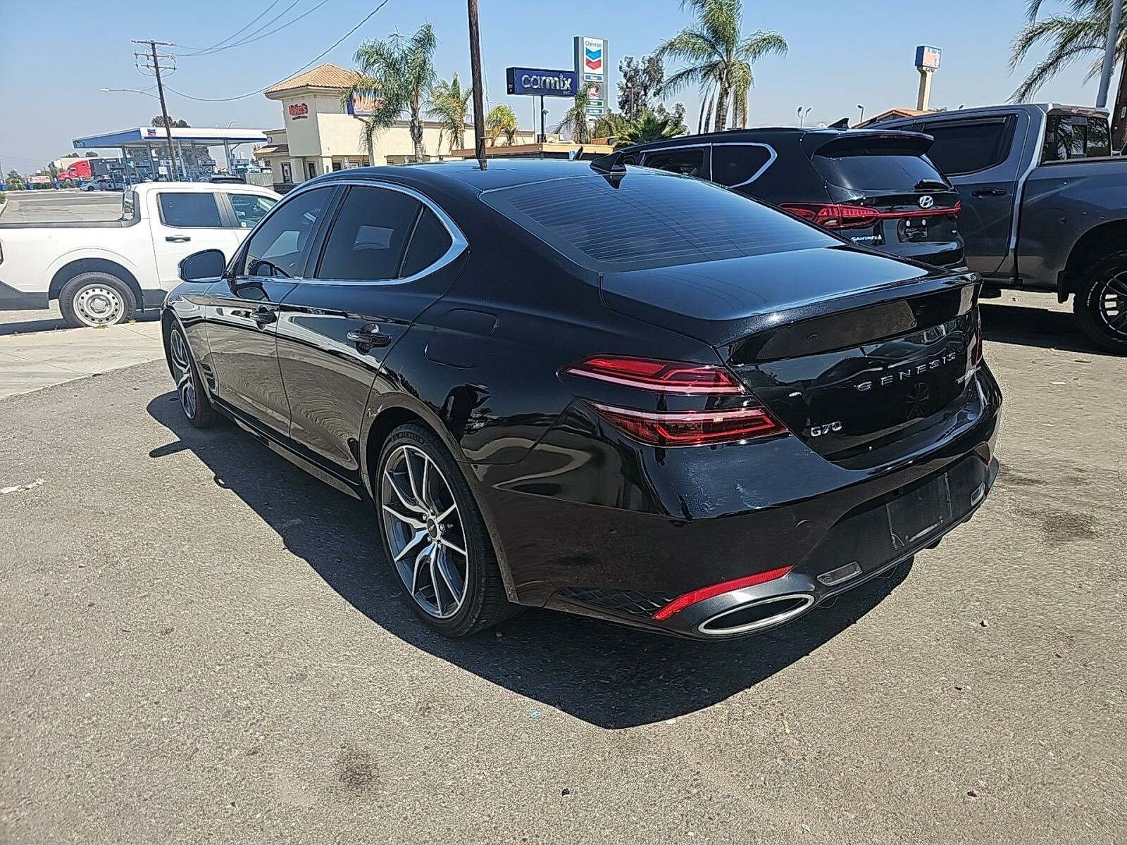 2022 Genesis G70 3.3T photo 2