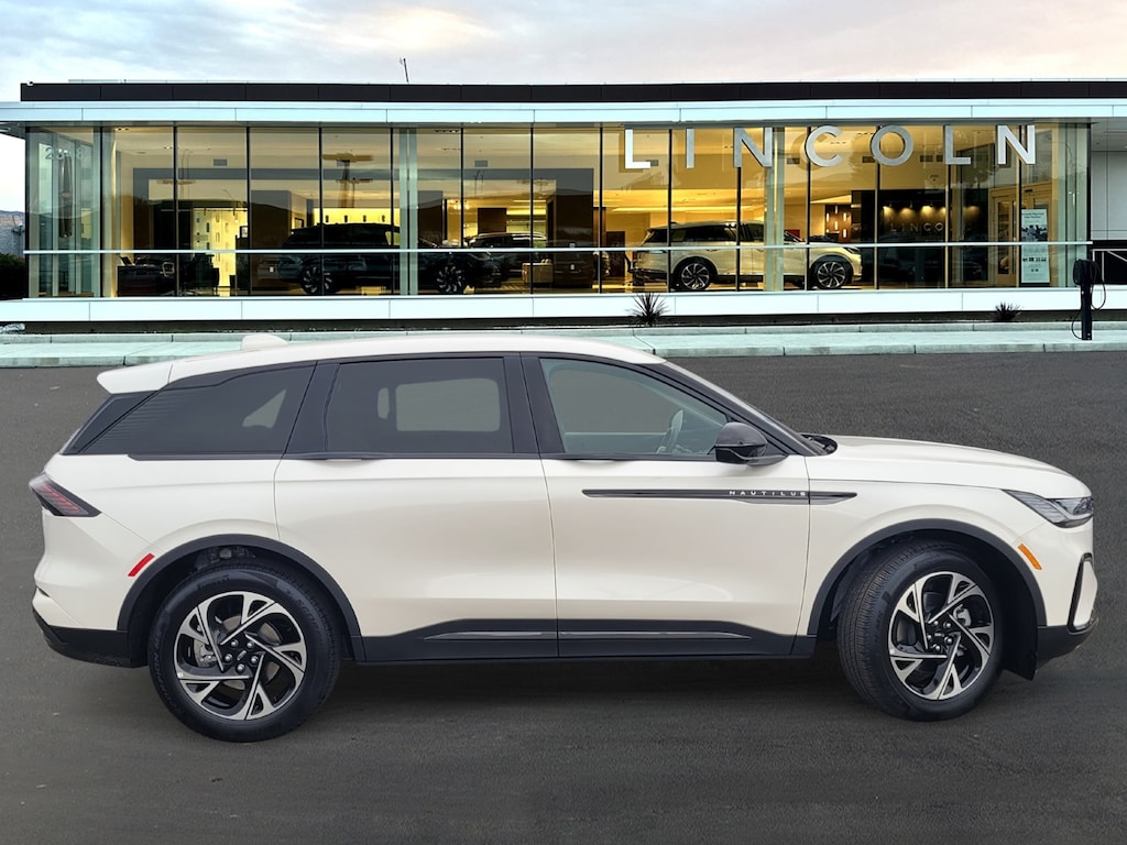 New 2026 Lincoln Nautilus Premiere SUV