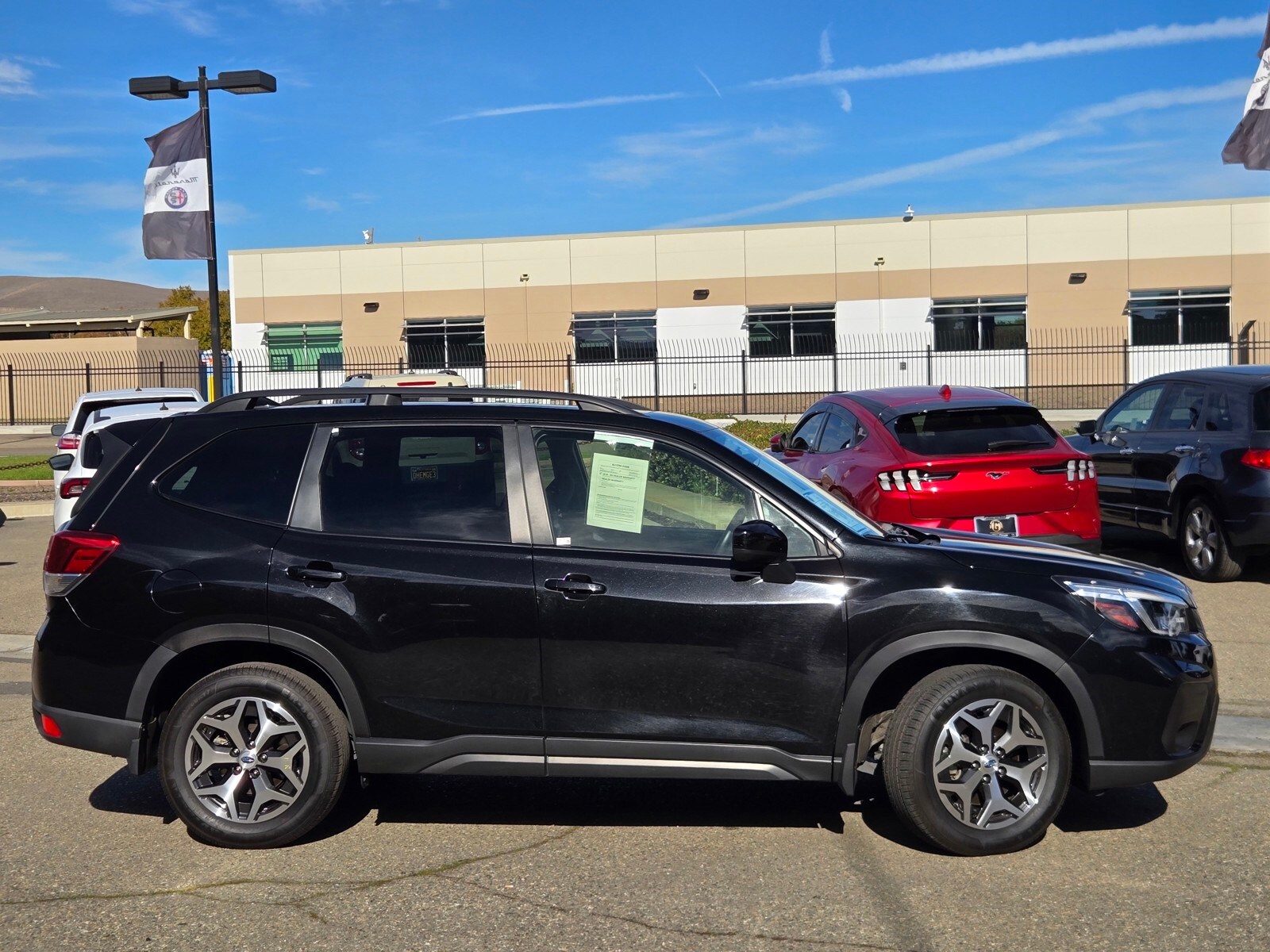 2021 Subaru Forester Premium photo 3