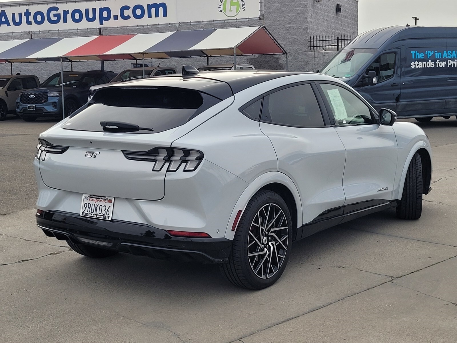 2022 Ford Mustang Mach-E GT photo 4