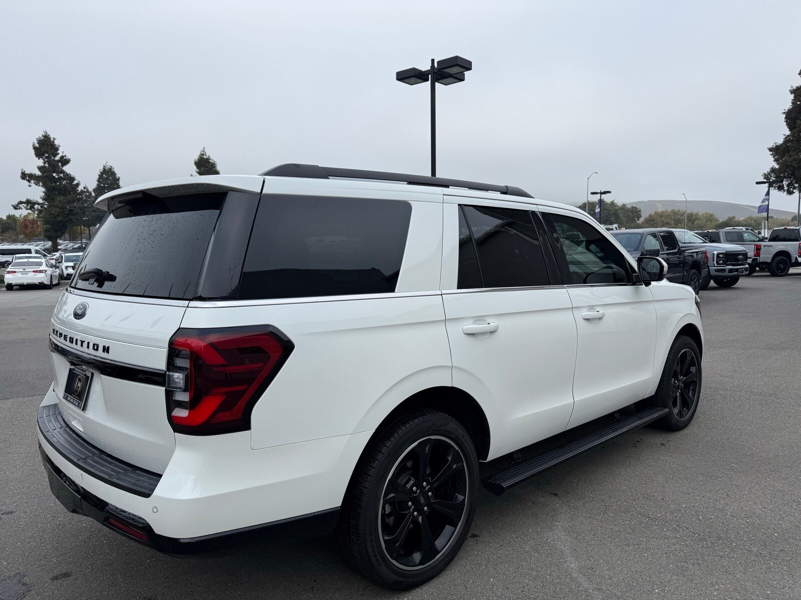 2023 Ford Expedition Limited photo 4