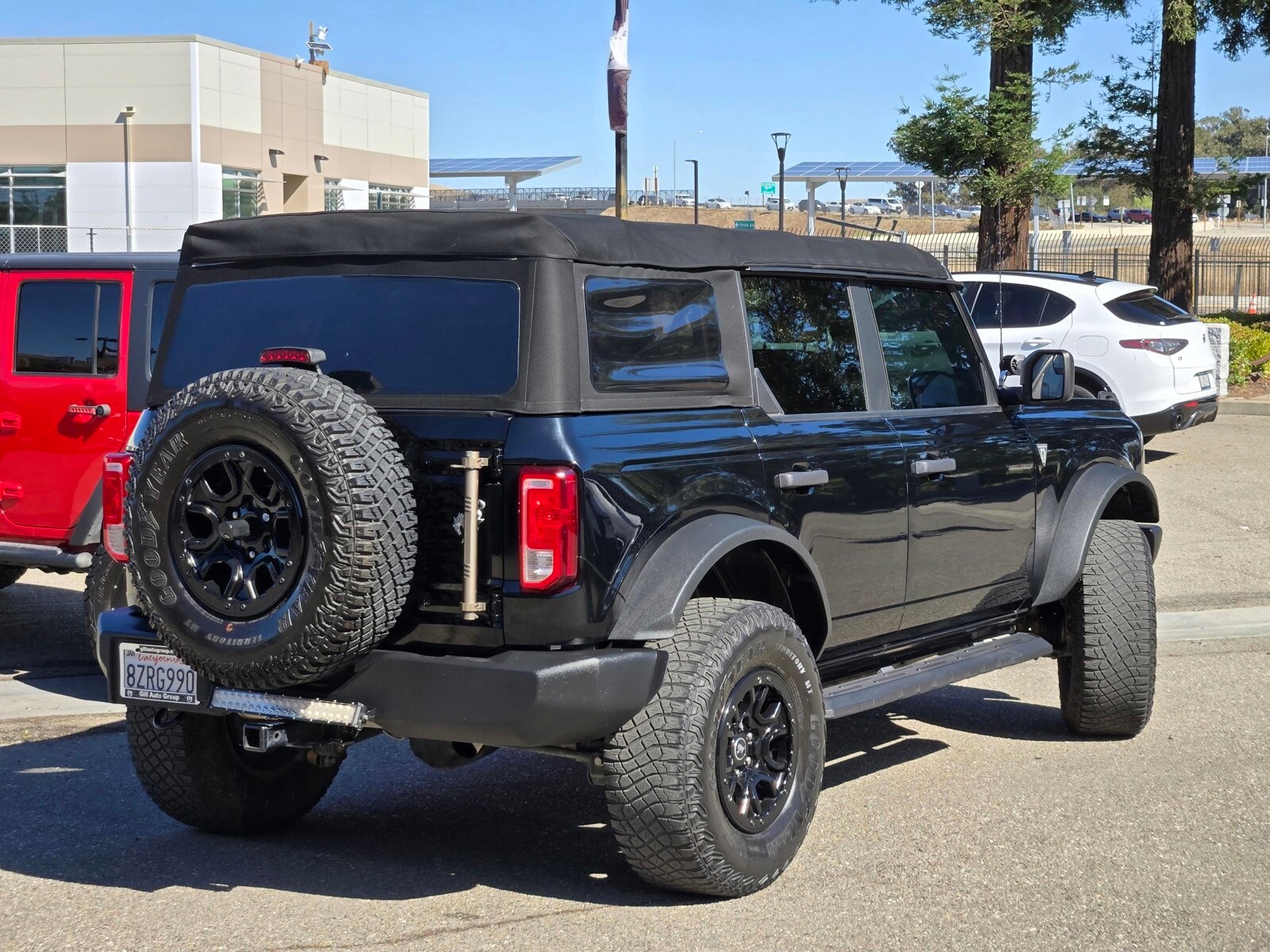 2022 Ford Bronco Base photo 4
