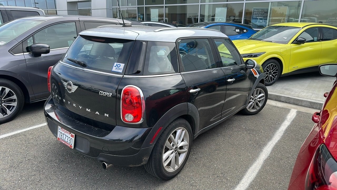 2013 Mini Countryman photo 2