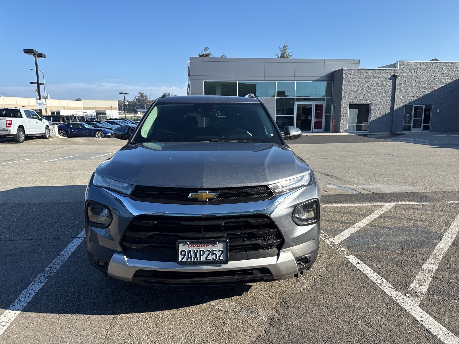 2022 Chevrolet Trailblazer LT photo 2