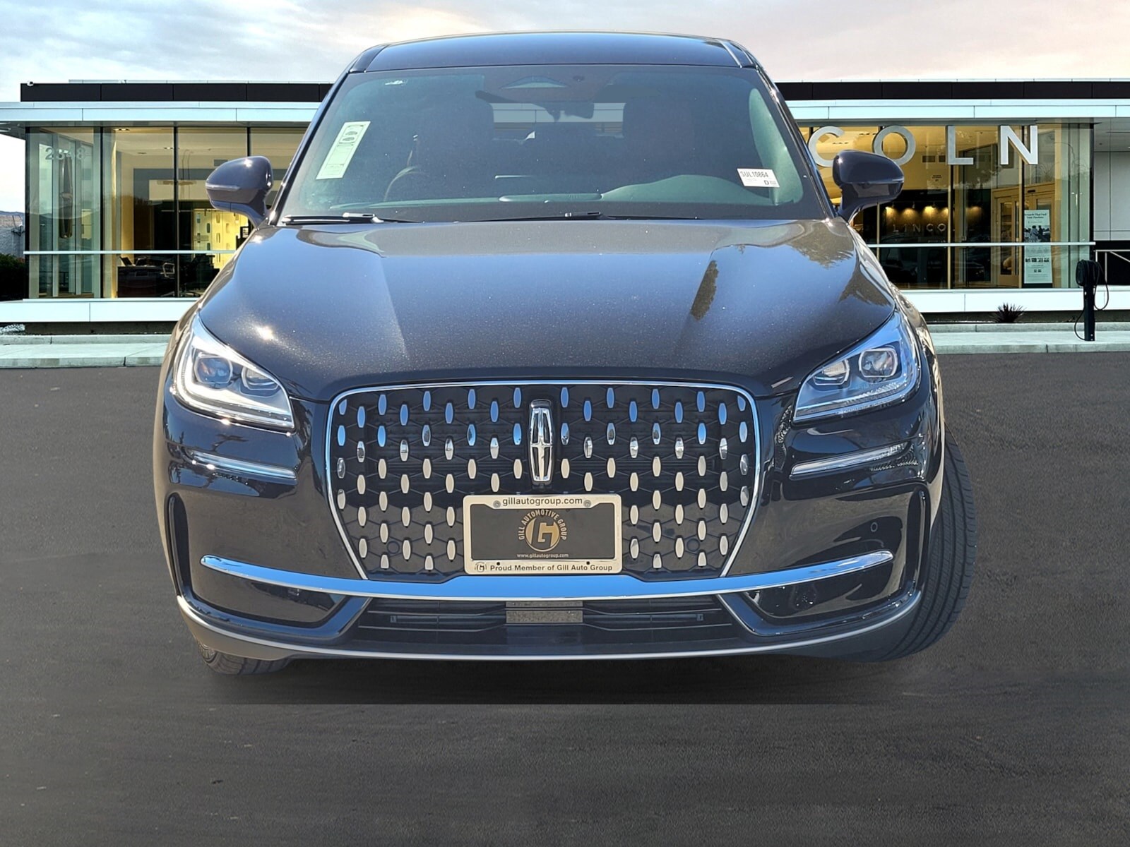 2025 Lincoln Corsair Reserve photo 2