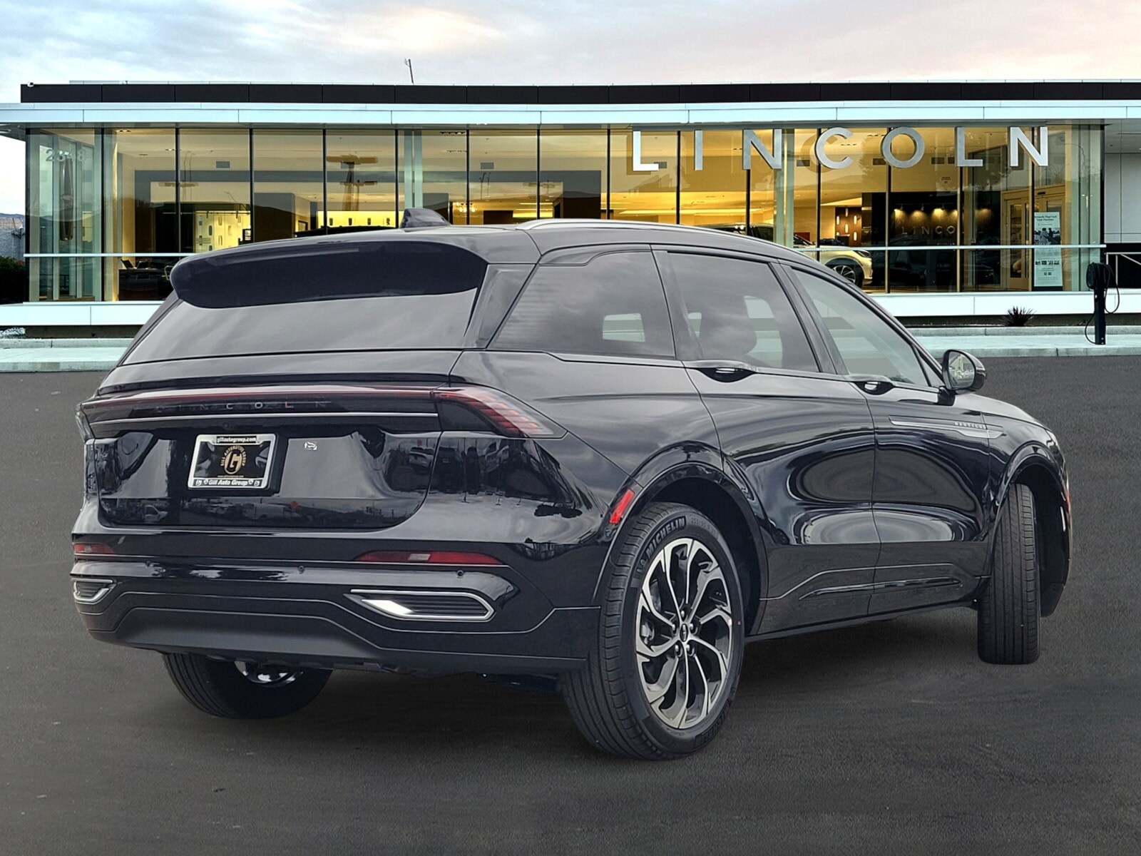 2025 Lincoln Nautilus Reserve photo 4