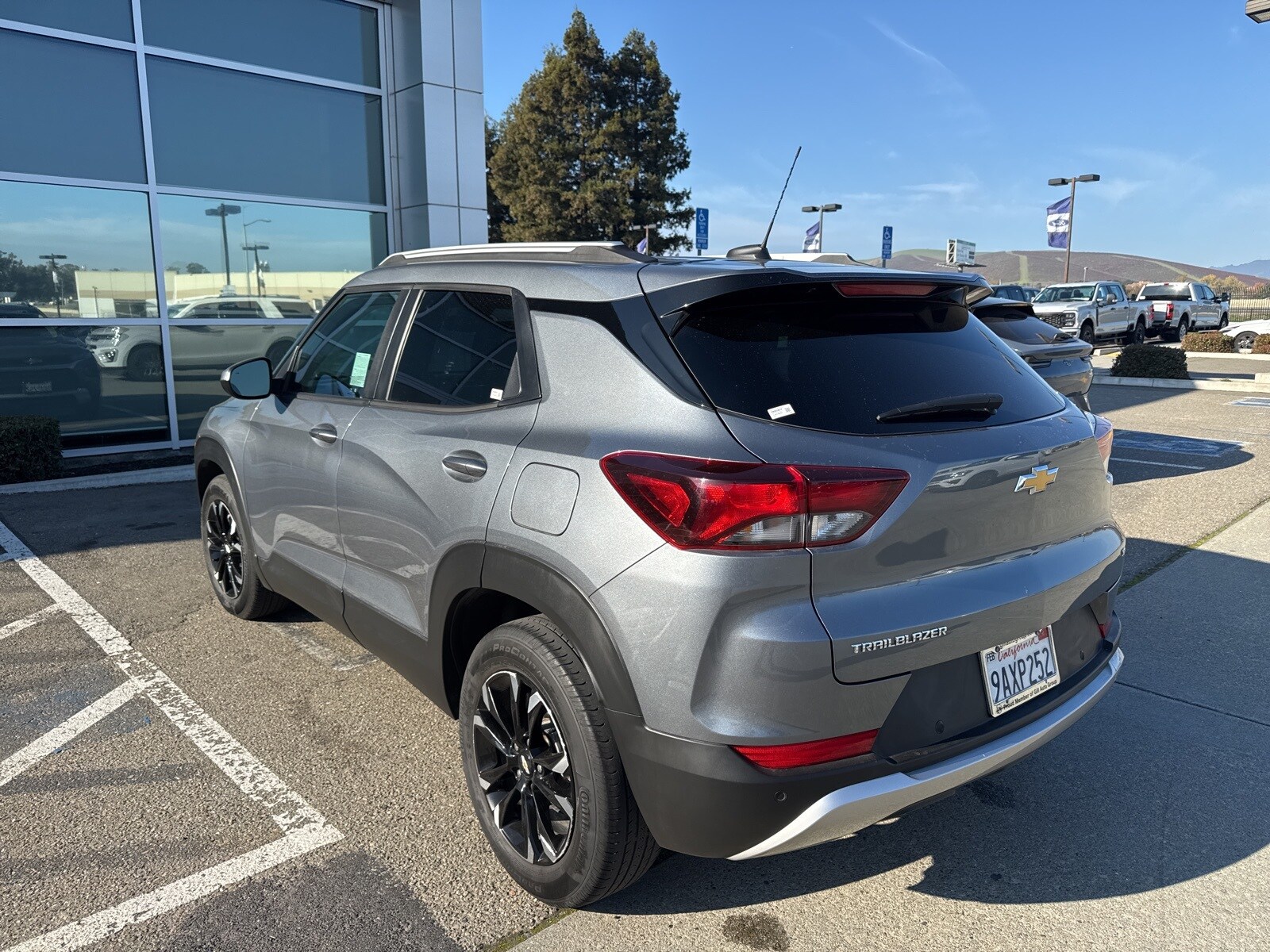 2022 Chevrolet Trailblazer LT photo 3