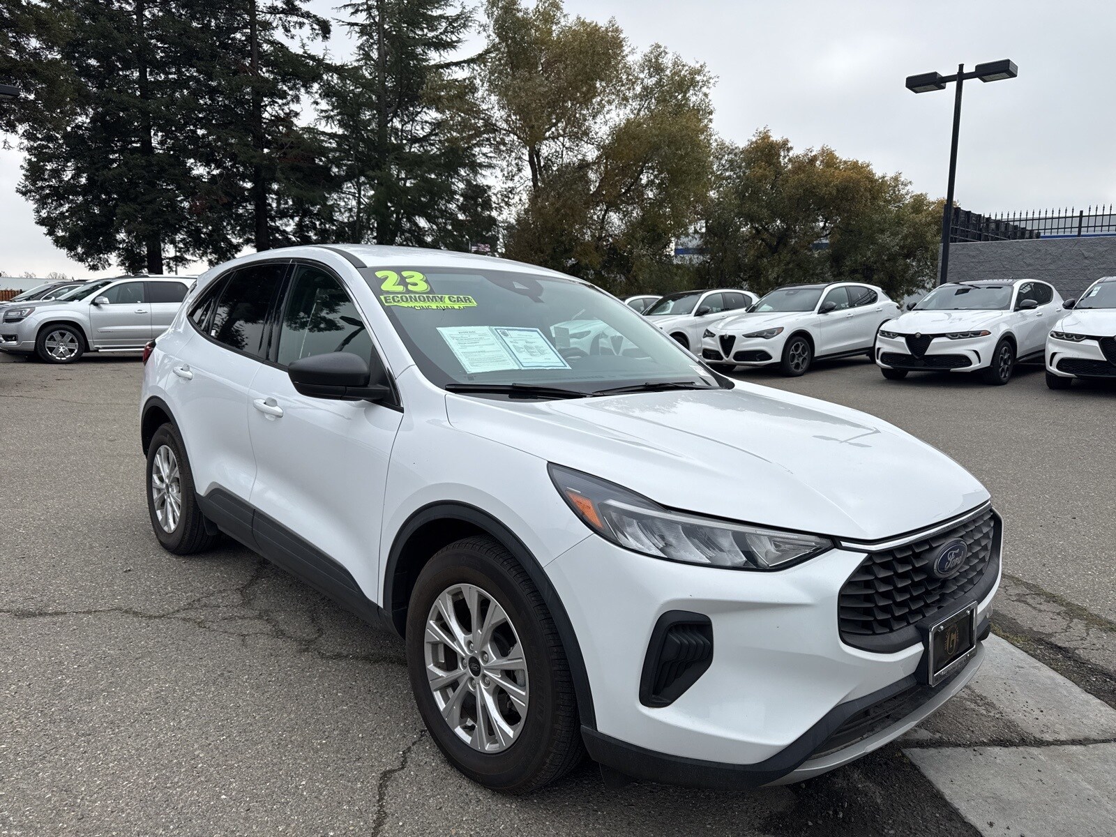 2023 Ford Escape Active photo 2