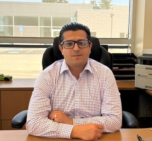 Staff member Saliman Ehsan from ID_0c1ca7