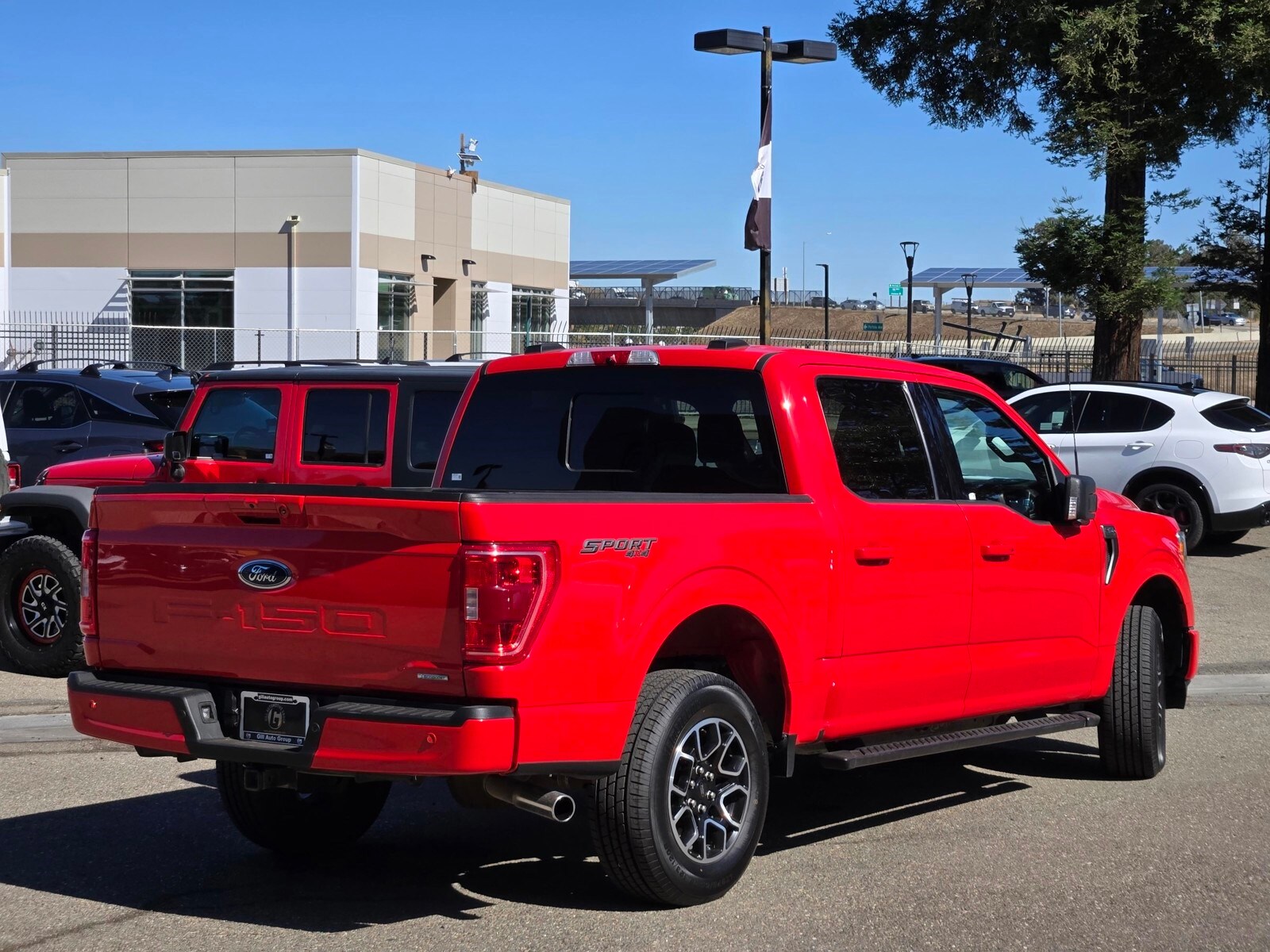 2022 Ford F-150 XLT photo 4