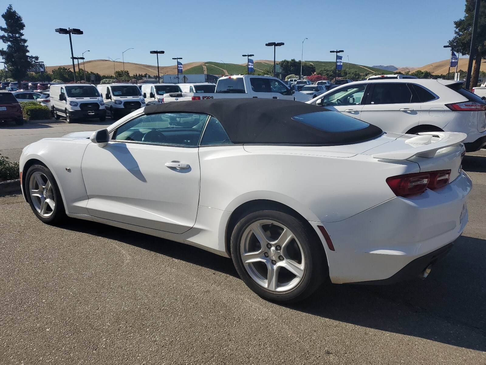 2022 Chevrolet Camaro 1LT photo 3