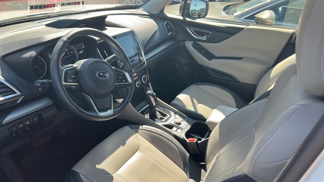 2019 Subaru Forester Limited photo 2