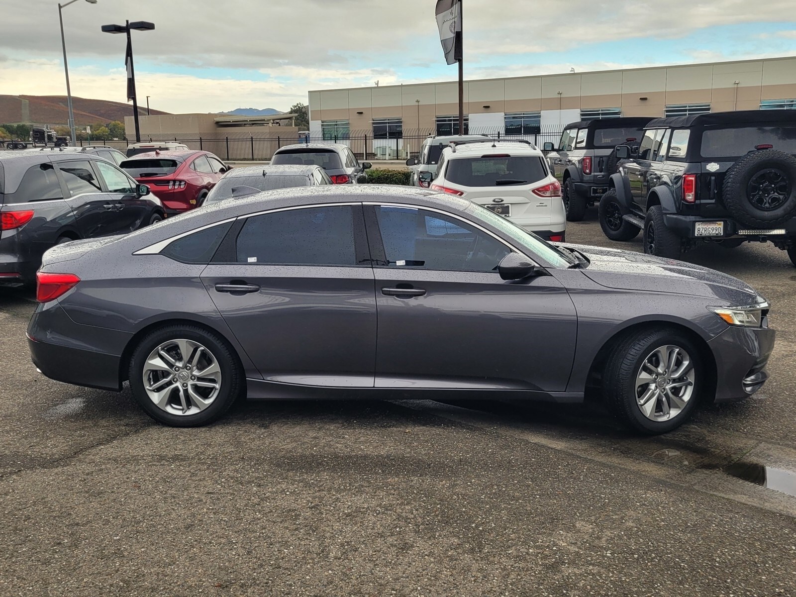 2019 Honda Accord LX photo 3