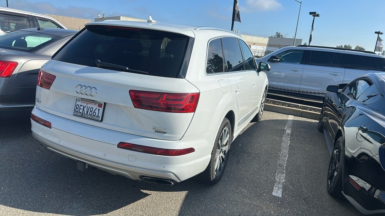 2018 Audi Q7 3.0T Premium Plus photo 2