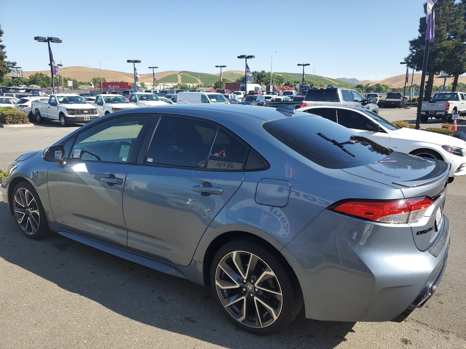 Used 2021 Toyota Corolla SE with VIN JTDS4MCE0MJ077625 for sale in Kansas City