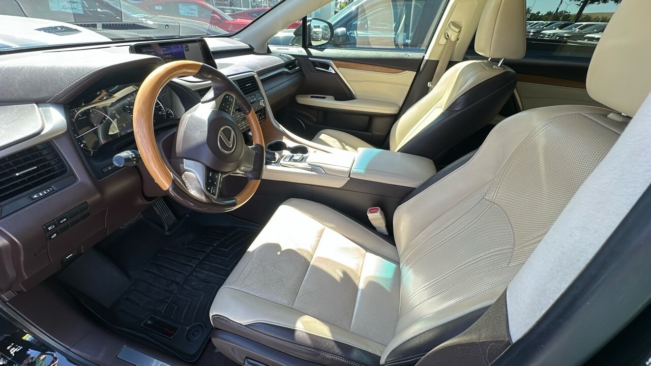 2017 Lexus RX 350 photo 2