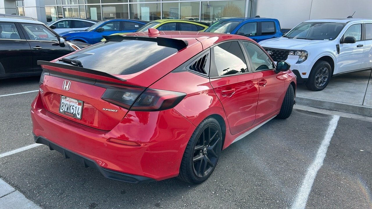 2022 Honda Civic Sport Hatchback photo 2