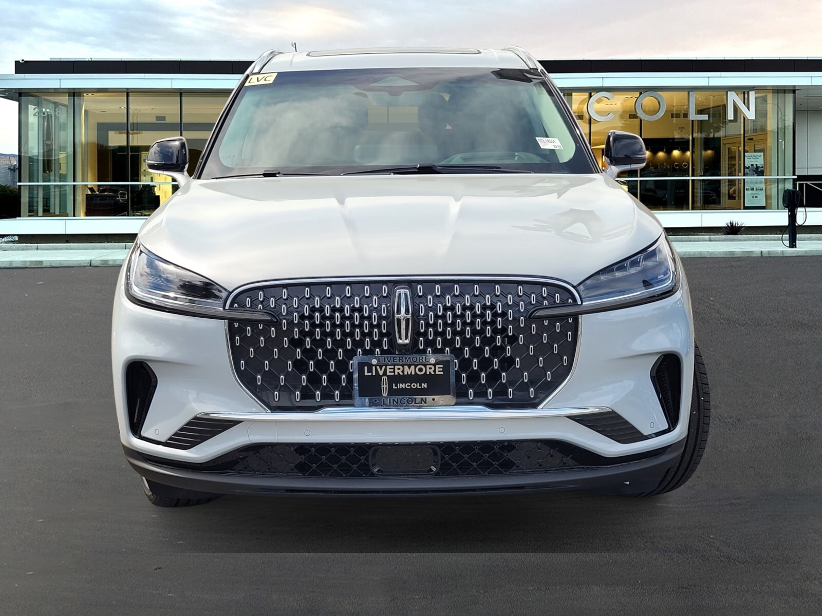 2025 Lincoln Aviator Reserve photo 2