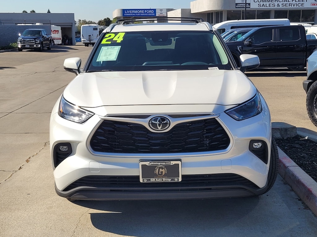Used 2024 Toyota Highlander XLE SUV