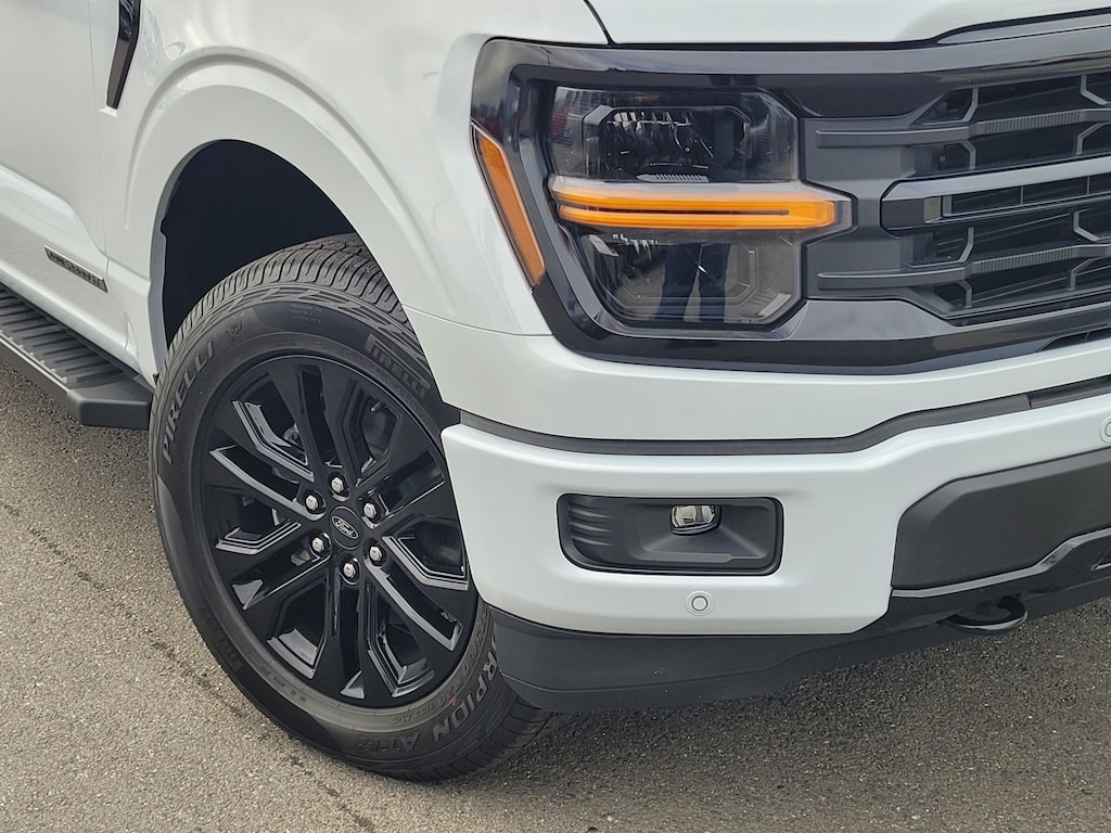 New 2025 Ford F-150 XLT Truck SuperCrew Cab