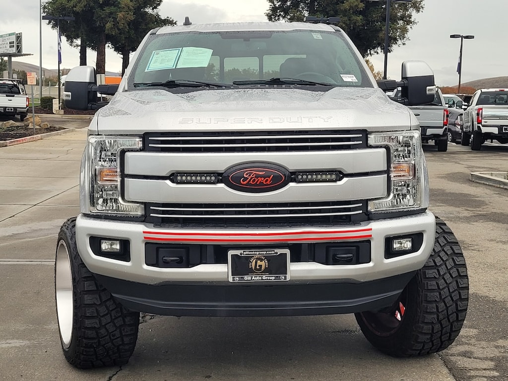 Used 2019 Ford F-250SD Lariat Truck