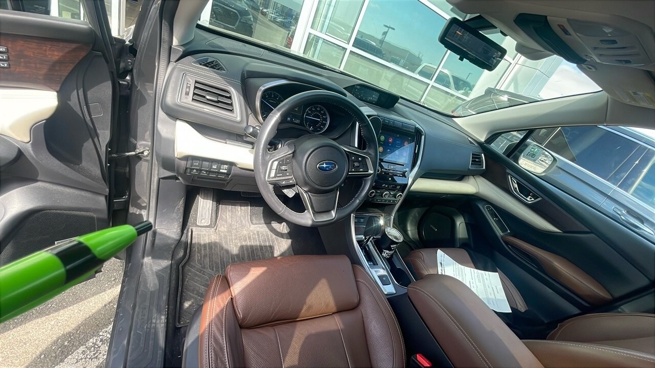 2019 Subaru Ascent Touring photo 2