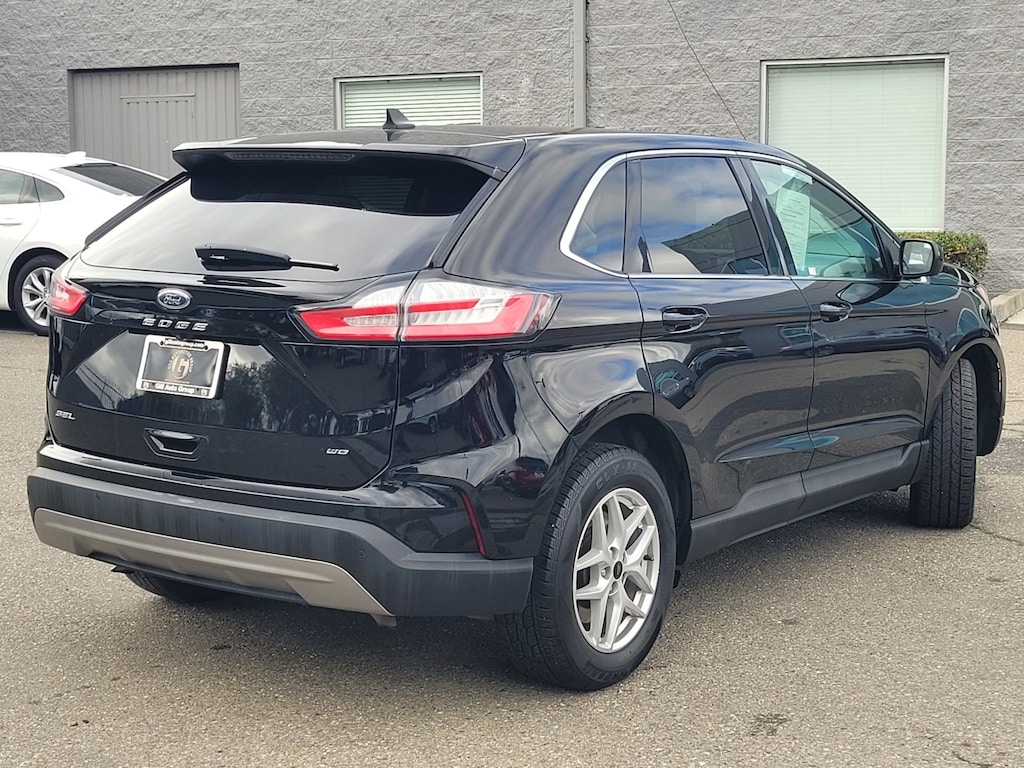 Used 2023 Ford Edge SEL SUV
