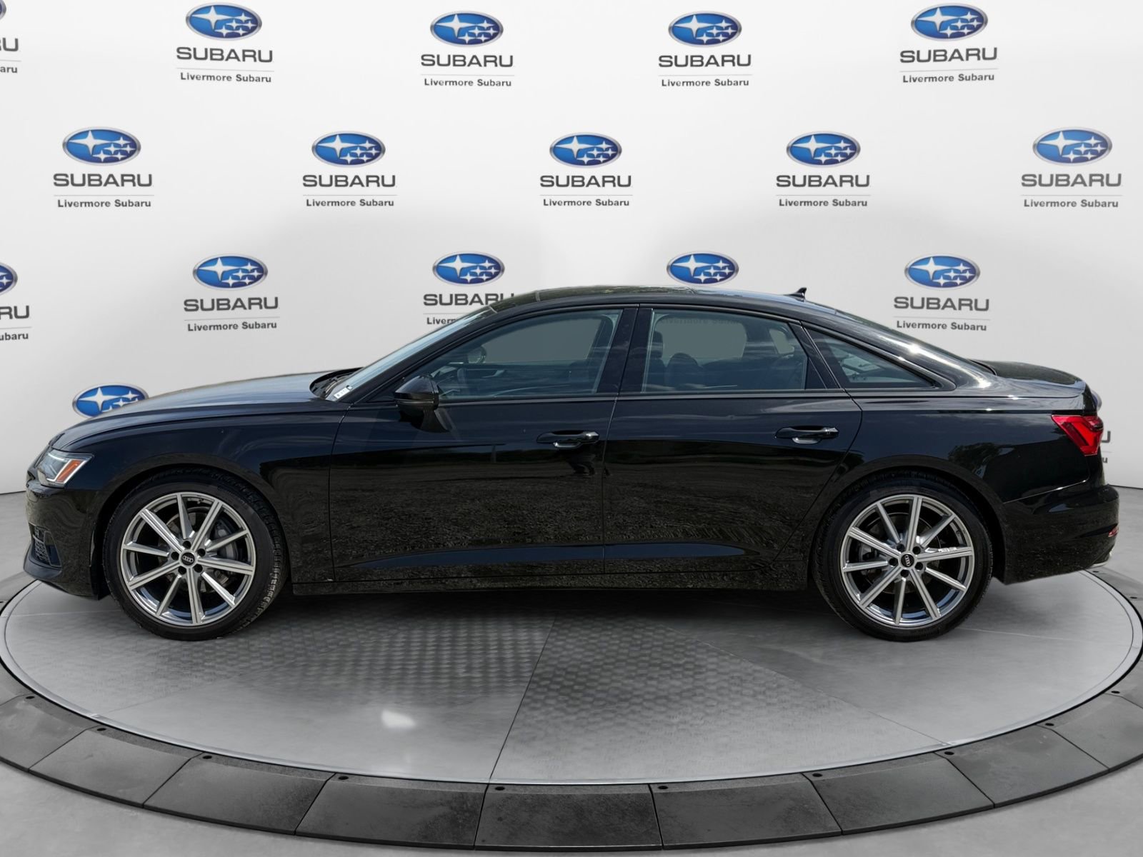 2025 Audi A6 Premium Plus - Photo 7
