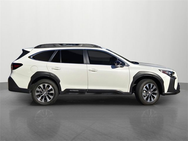 2024 Subaru Outback Limited XT photo 3