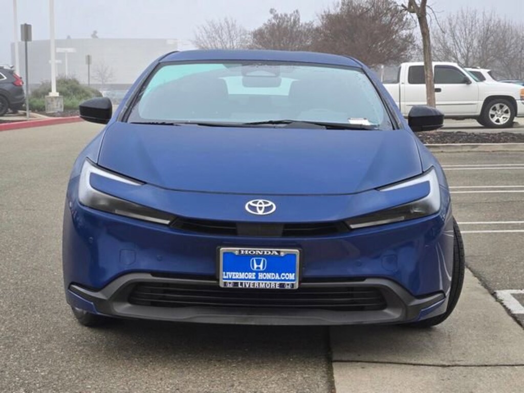 Used 2024 Toyota Prius LE Hatchback