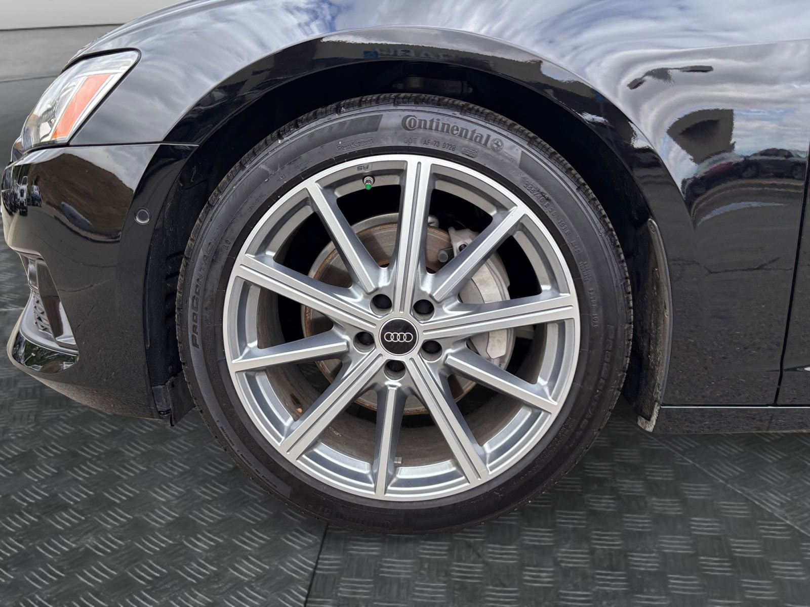 2025 Audi A6 Premium Plus - Photo 9
