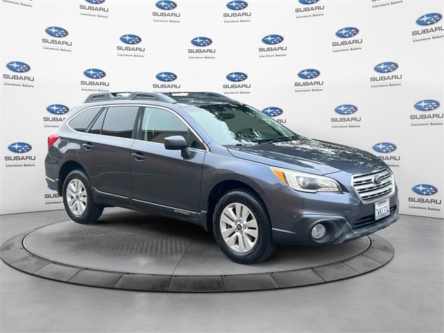 2017 Subaru Outback Premium's photo