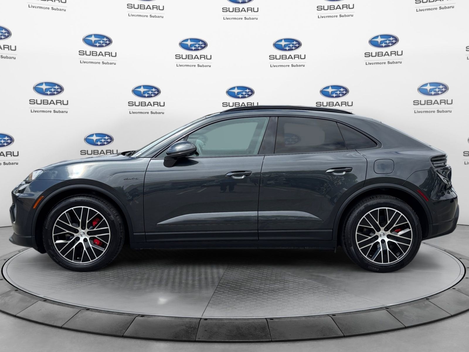 Used 2025 Porsche Macan S with VIN WP1AB2XA6SL154234 for sale in Livermore, CA