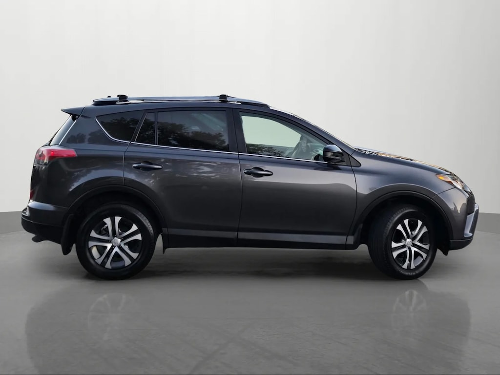 Used 2017 Toyota RAV4 LE SUV