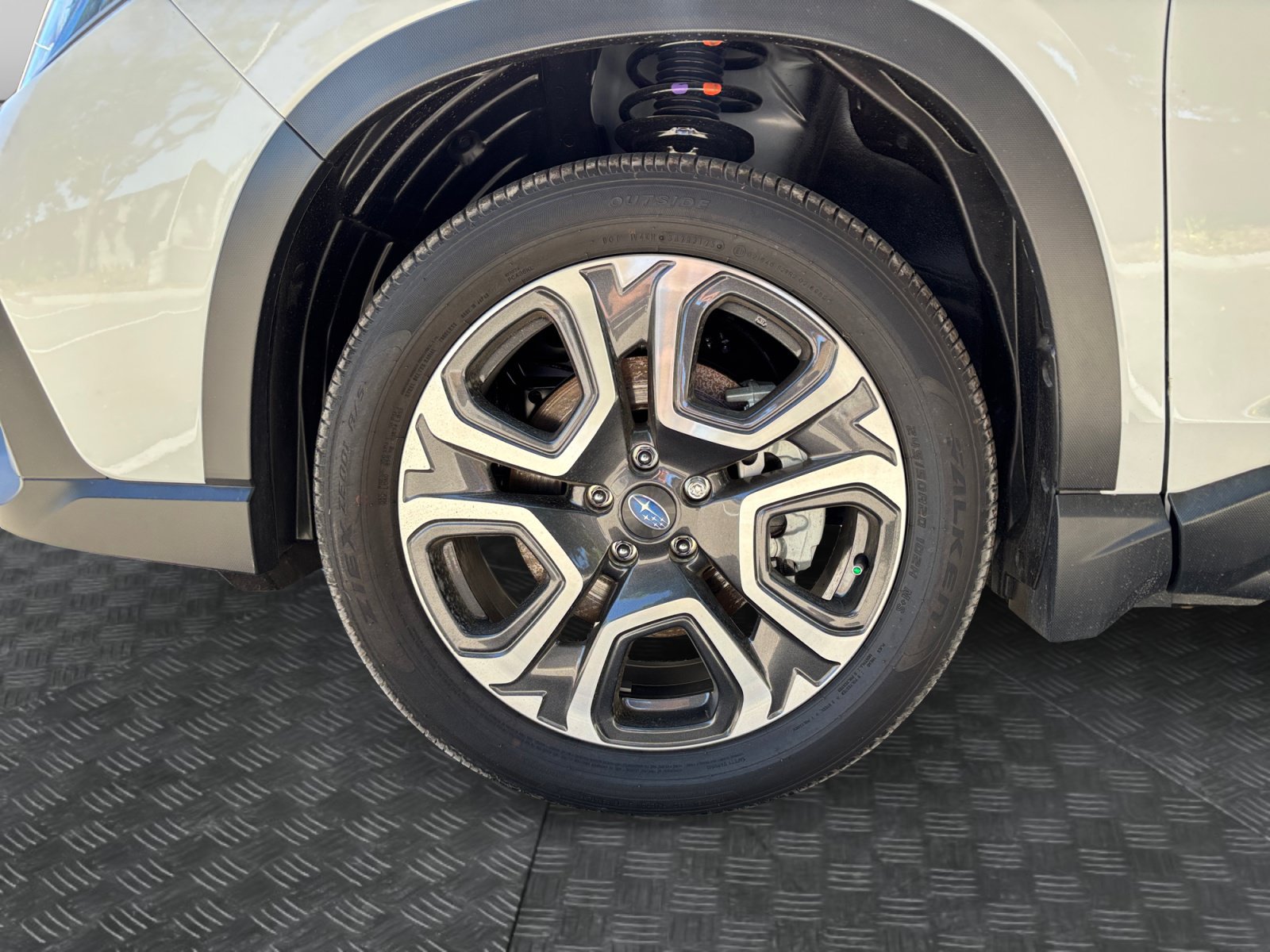 2026 Subaru Ascent Limited - Photo 9