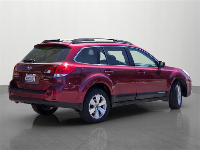 2011 Subaru Outback 3.6R Limited photo 4