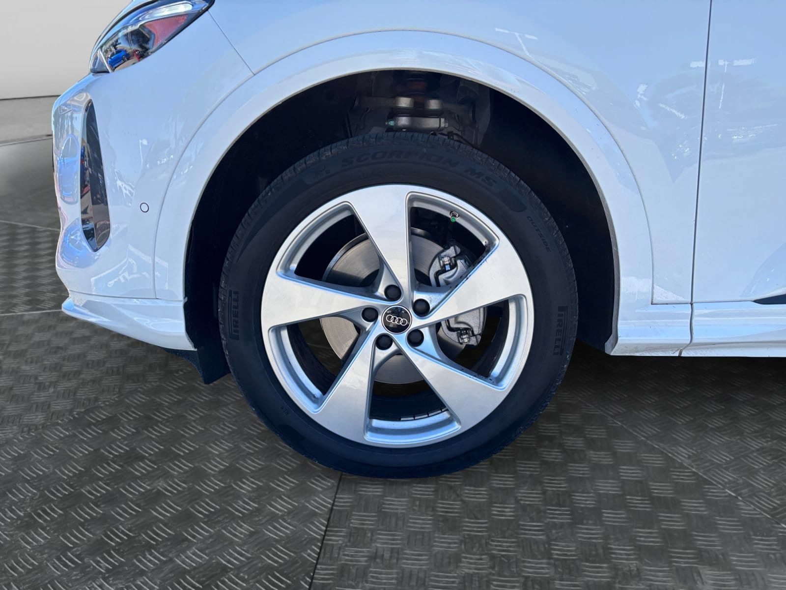 2025 Audi Q5 Premium Plus - Photo 9
