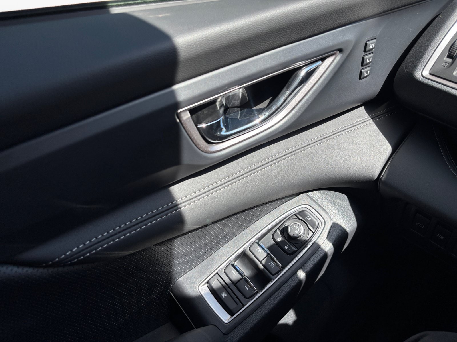 2026 Subaru Ascent Limited - Photo 11