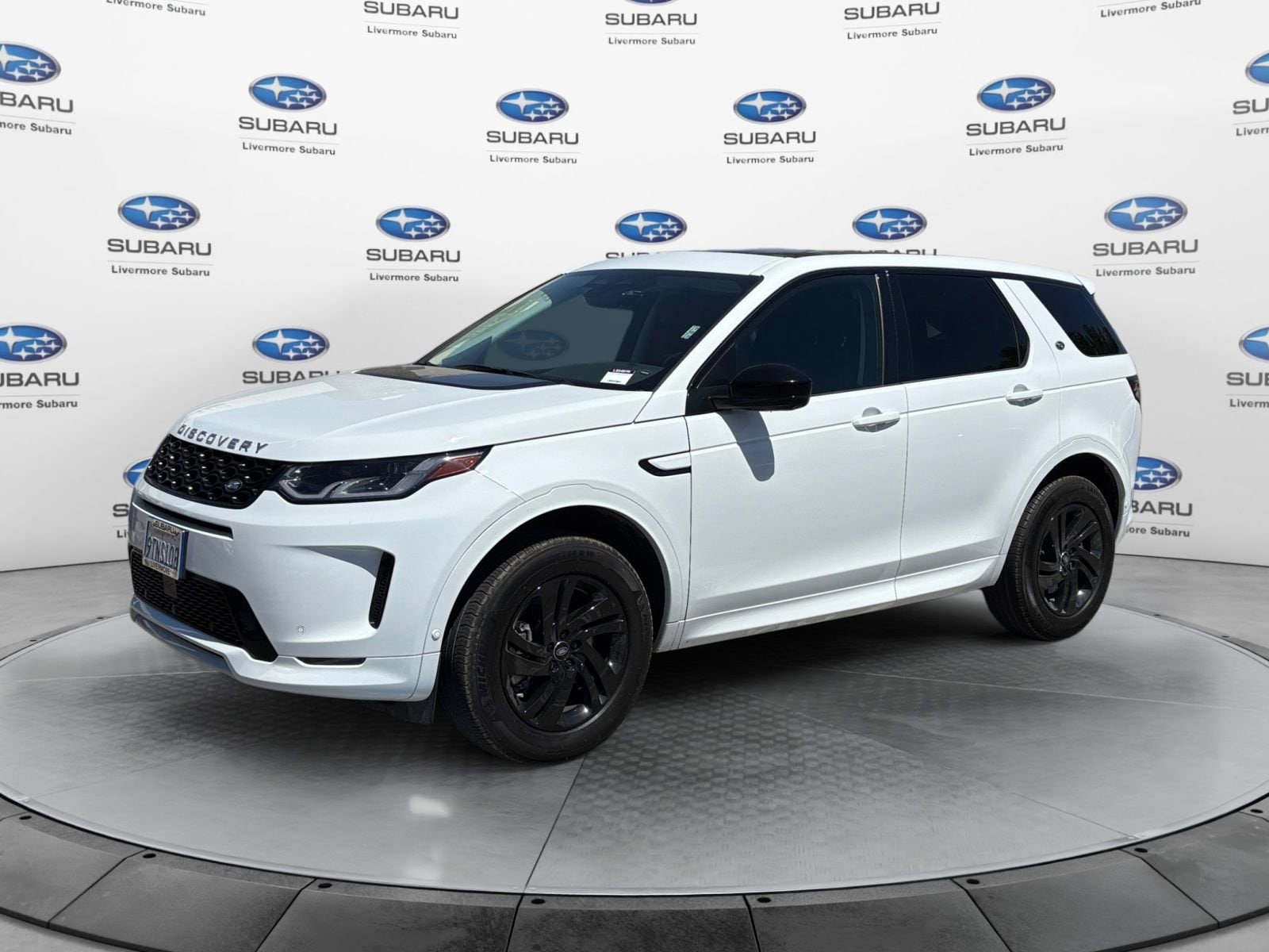 2025 Land Rover Discovery Sport 2.0 S's photo