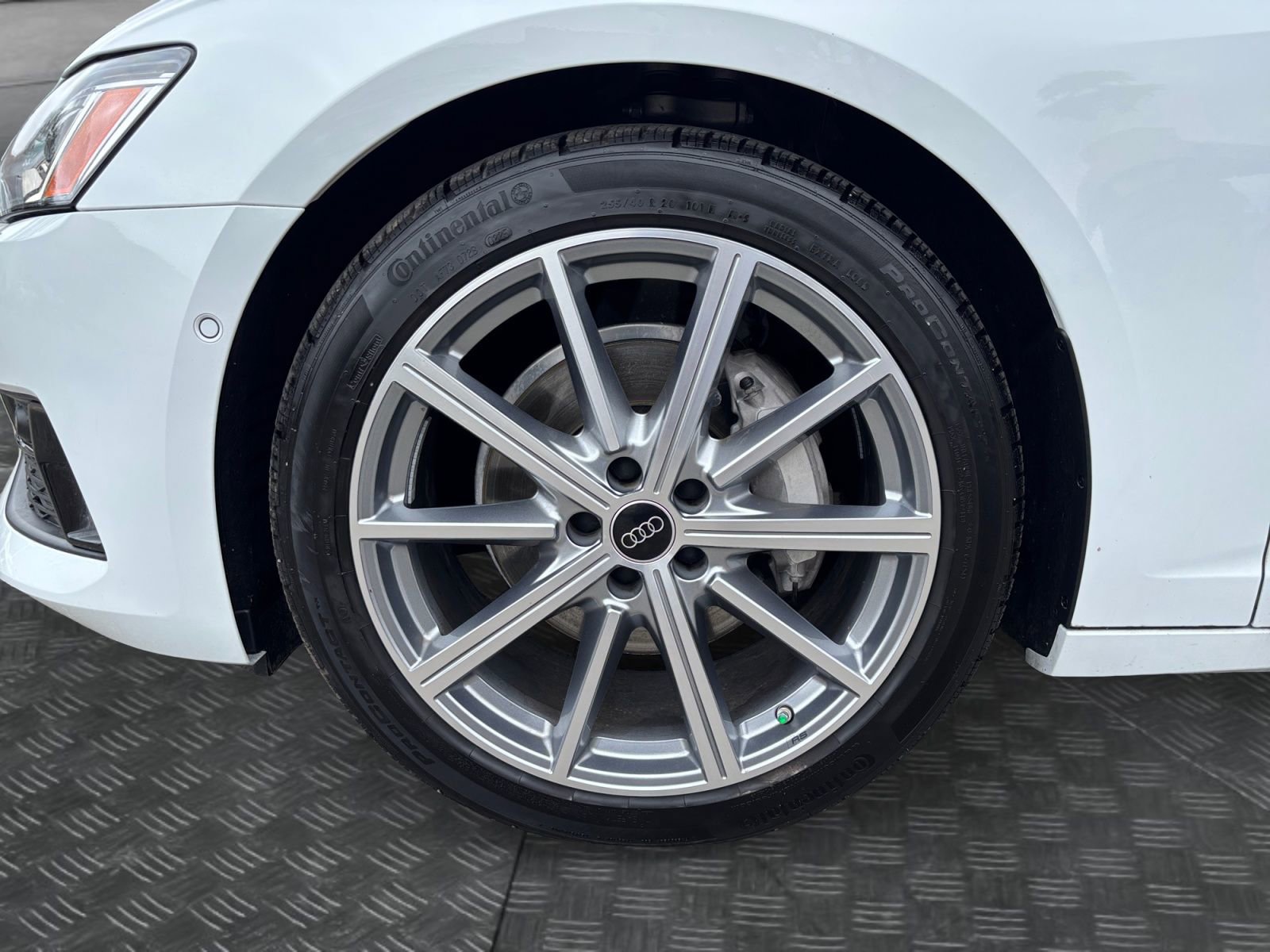2025 Audi A6 Premium Plus - Photo 9