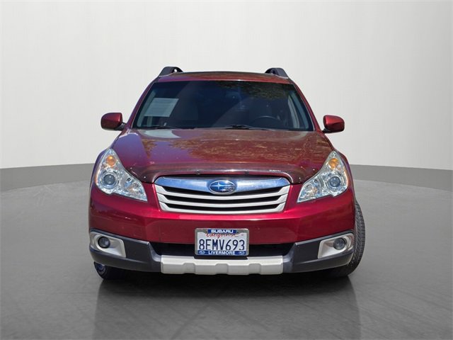 2011 Subaru Outback 3.6R Limited photo 2