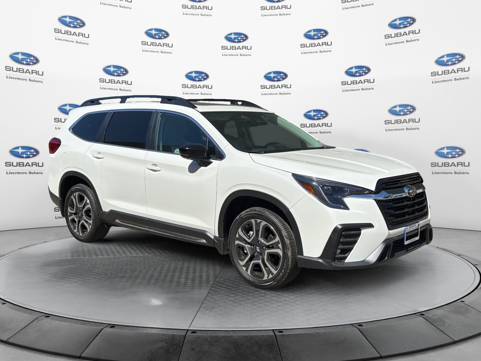 2026 Subaru Ascent Limited - Photo 7
