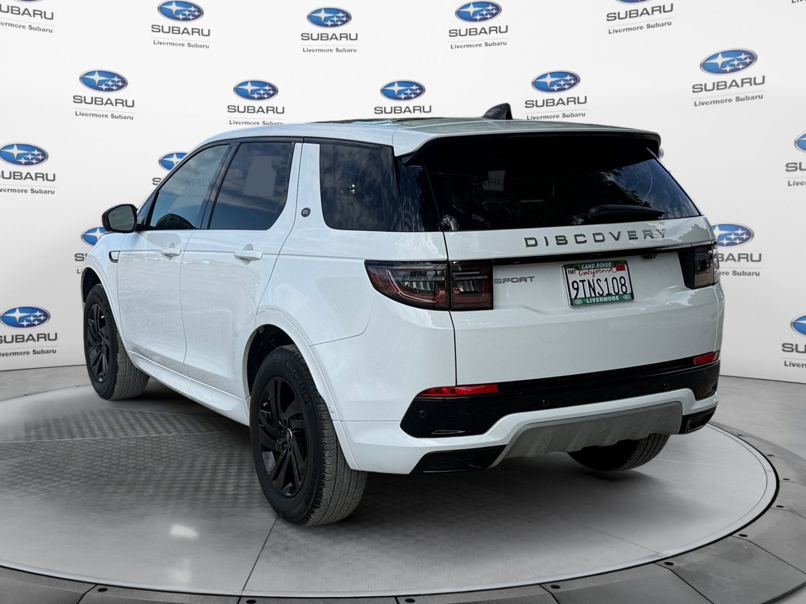 2025 Land Rover Discovery Sport S photo 5