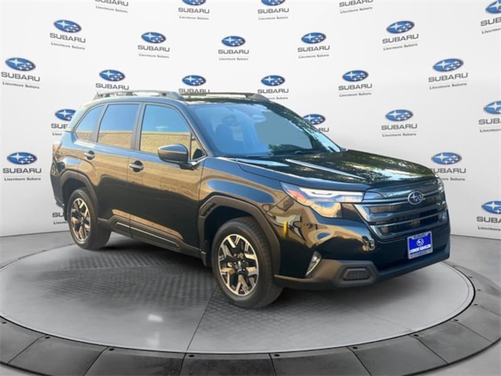 New 2025 Subaru Forester Premium SUV